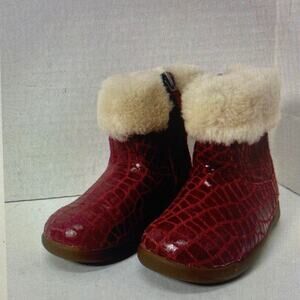 UGGs Girls size 7 Burgundy Jorie emboss d Leather Shearling